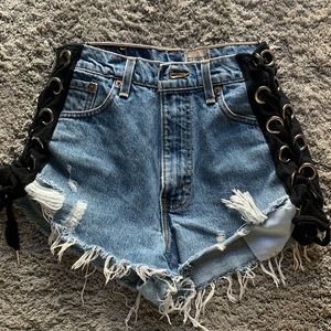 LF FURST OF A KIND JEAN SHORTS